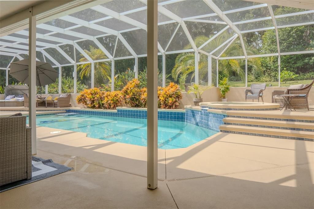 For Rent: $4,999 (5 beds, 3 baths, 3900 Square Feet)