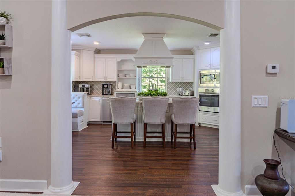 For Rent: $4,999 (5 beds, 3 baths, 3900 Square Feet)