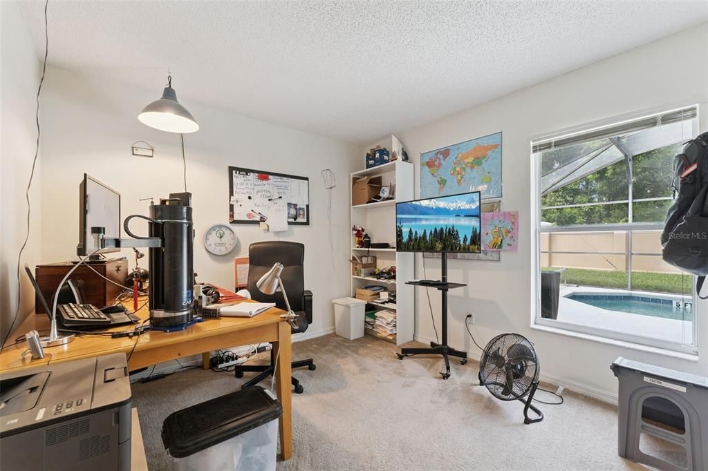 En Venta: $419,900 (4 camas, 3 baños, 1940 Pies cuadrados)