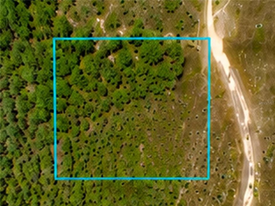 На продажу: $16,999 (1.40 acres)