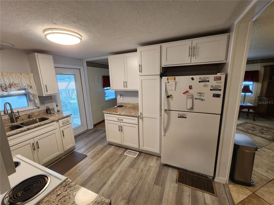 En Venta: $159,900 (2 camas, 2 baños, 1056 Pies cuadrados)