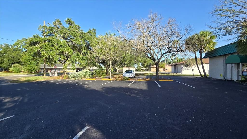 待售: $36,000 (0 贝兹, 0 浴室, 2068 平方英尺)