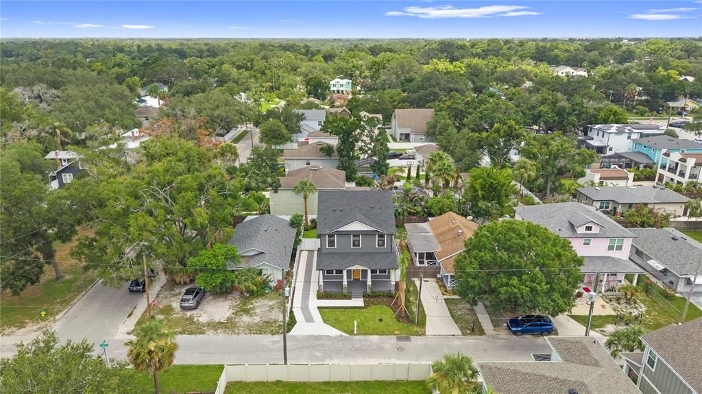 En Venta: $874,999 (5 camas, 2 baños, 2455 Pies cuadrados)