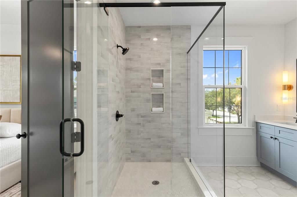En Venta: $874,999 (5 camas, 2 baños, 2455 Pies cuadrados)