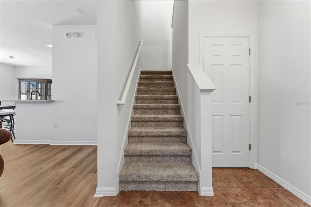 For Sale: $349,900 (3 beds, 2 baths, 2084 Square Feet)