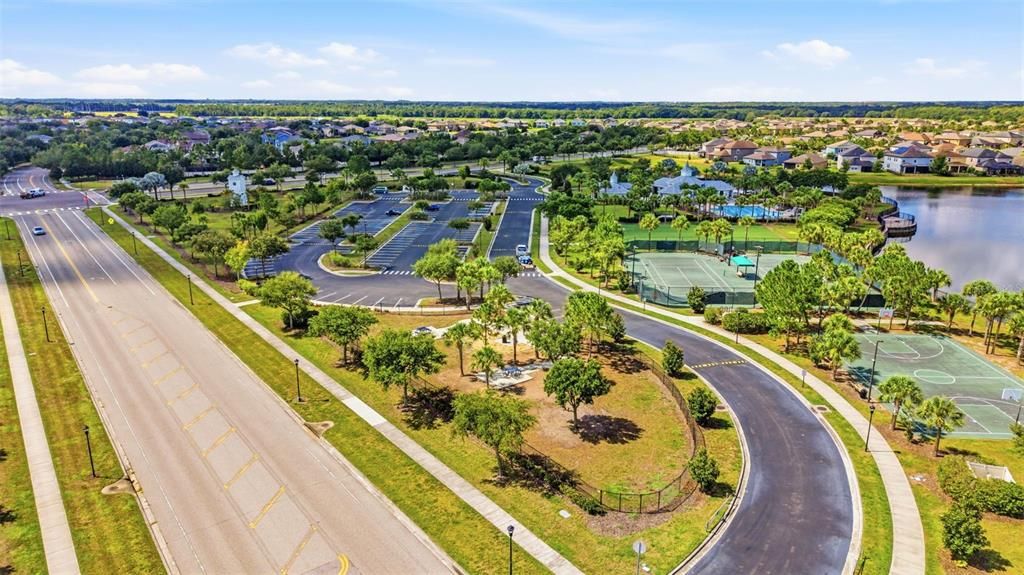 For Sale: $349,900 (3 beds, 2 baths, 2084 Square Feet)