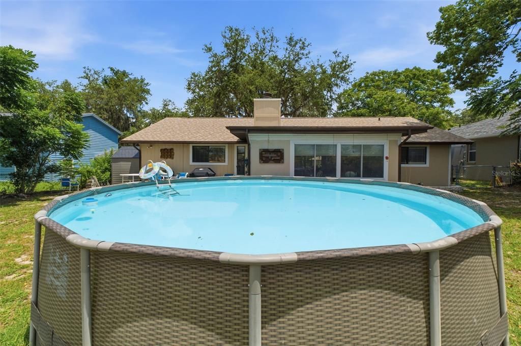 For Sale: $275,000 (3 beds, 2 baths, 1521 Square Feet)