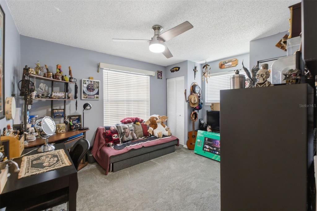 For Sale: $275,000 (3 beds, 2 baths, 1521 Square Feet)