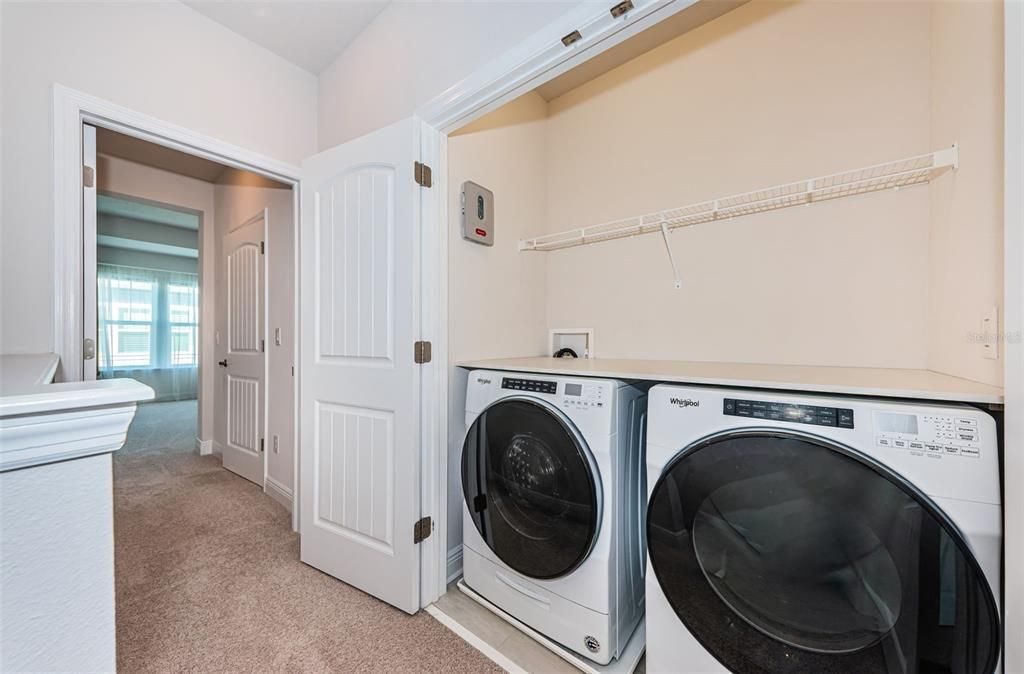 For Rent: $4,600 (3 beds, 3 baths, 1941 Square Feet)