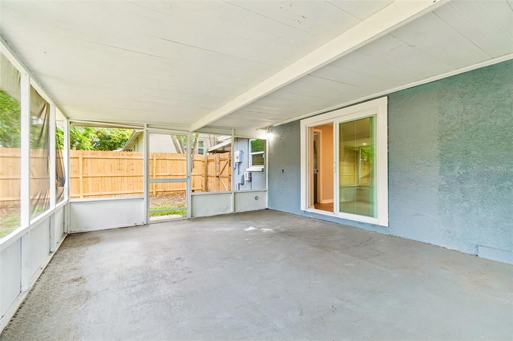 For Sale: $344,000 (3 beds, 1 baths, 1150 Square Feet)