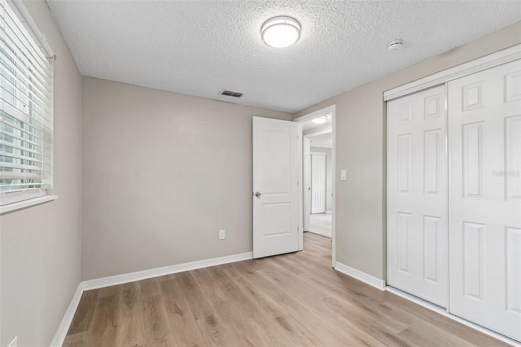 For Sale: $344,000 (3 beds, 1 baths, 1150 Square Feet)
