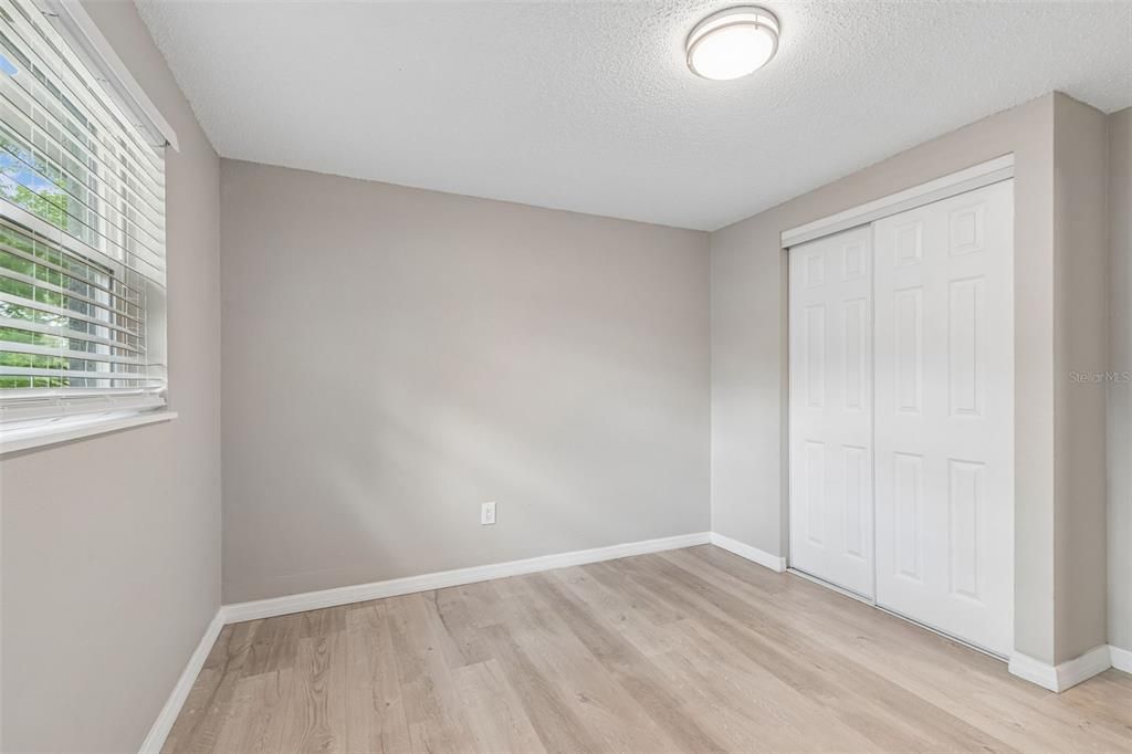 For Sale: $344,000 (3 beds, 1 baths, 1150 Square Feet)