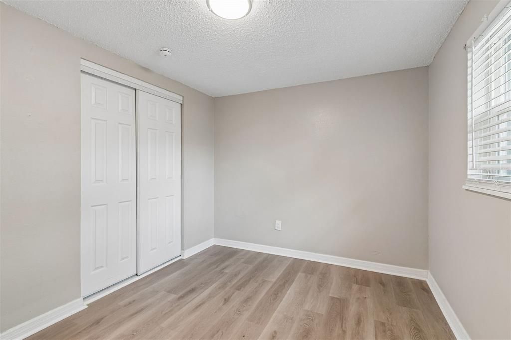 For Sale: $344,000 (3 beds, 1 baths, 1150 Square Feet)