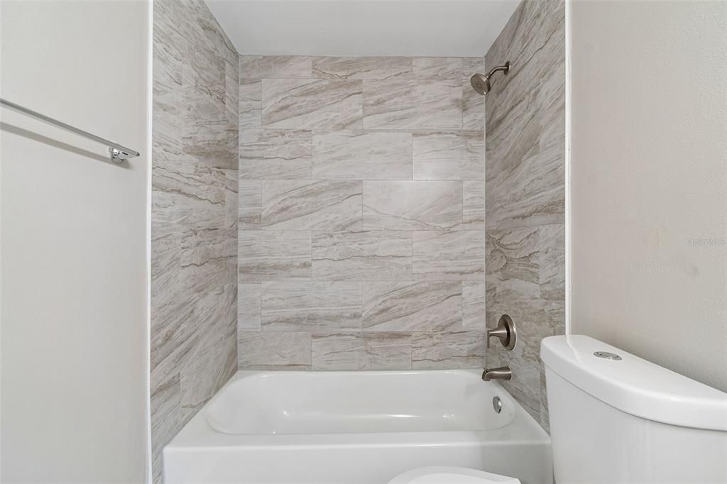 For Sale: $344,000 (3 beds, 1 baths, 1150 Square Feet)