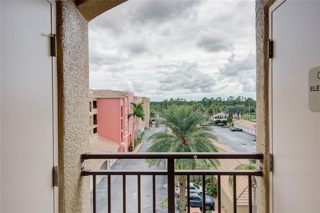 For Rent: $1,950 (2 beds, 2 baths, 1575 Square Feet)