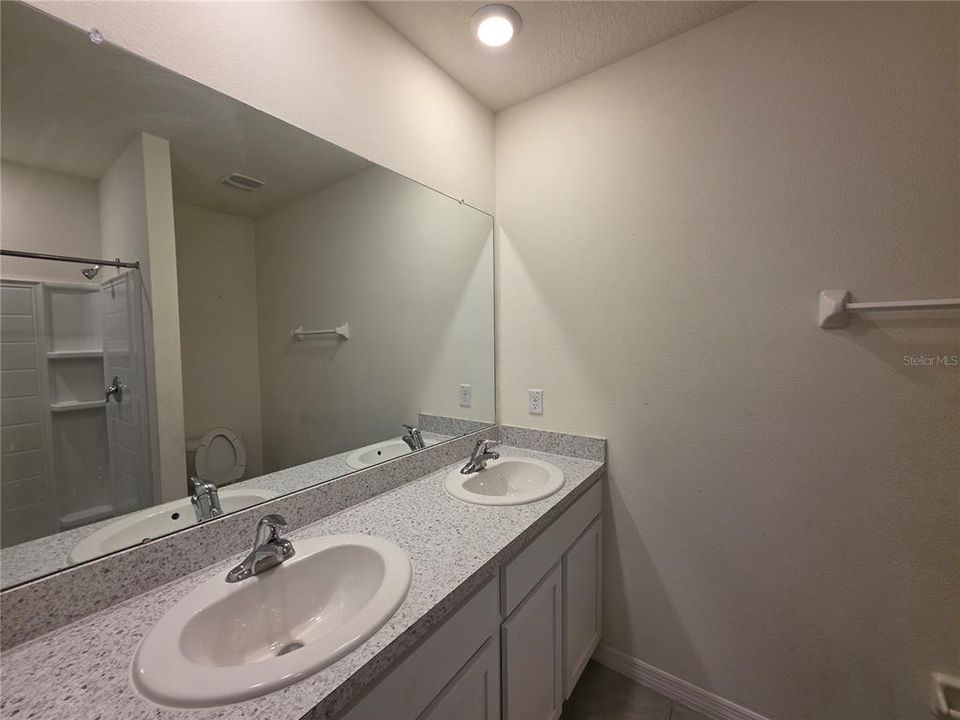 En Venta: $299,000 (3 camas, 2 baños, 1504 Pies cuadrados)