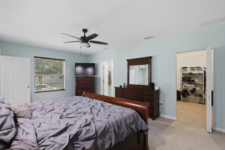For Sale: $330,000 (3 beds, 2 baths, 1857 Square Feet)