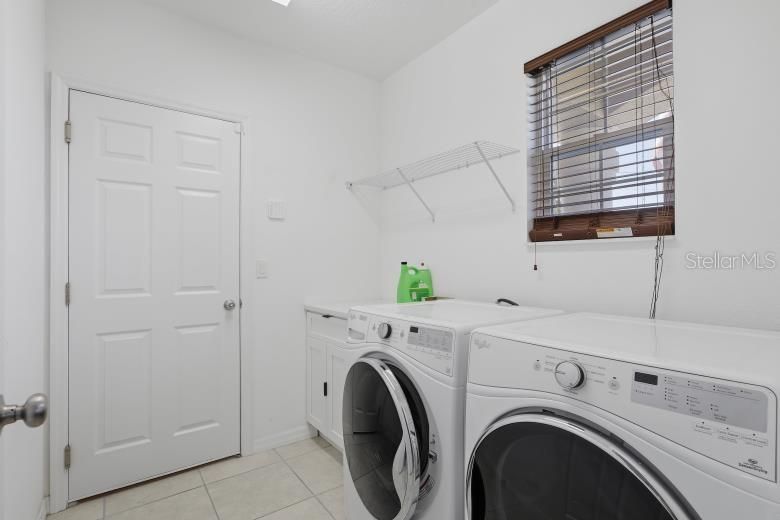 For Sale: $330,000 (3 beds, 2 baths, 1857 Square Feet)
