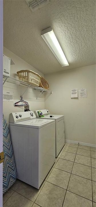 Active With Contract: $2,200 (3 beds, 2 baths, 1554 Square Feet)