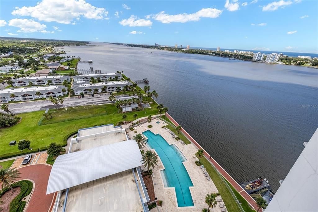 En Venta: $379,900 (2 camas, 2 baños, 1860 Pies cuadrados)