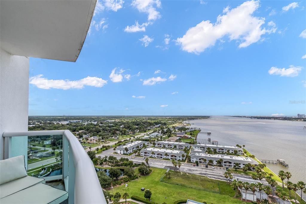 En Venta: $379,900 (2 camas, 2 baños, 1860 Pies cuadrados)