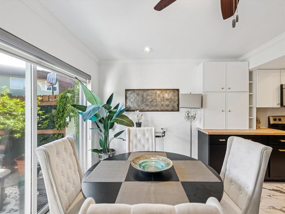 En Venta: $259,900 (2 camas, 1 baños, 1030 Pies cuadrados)