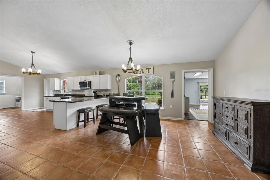 For Sale: $500,000 (3 beds, 2 baths, 2540 Square Feet)
