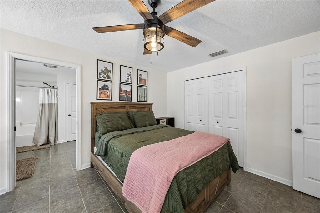 For Sale: $500,000 (3 beds, 2 baths, 2540 Square Feet)