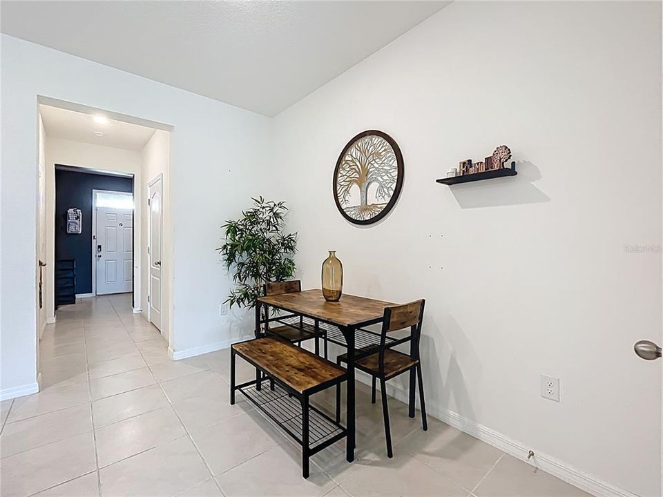 En Venta: $300,000 (3 camas, 2 baños, 1660 Pies cuadrados)