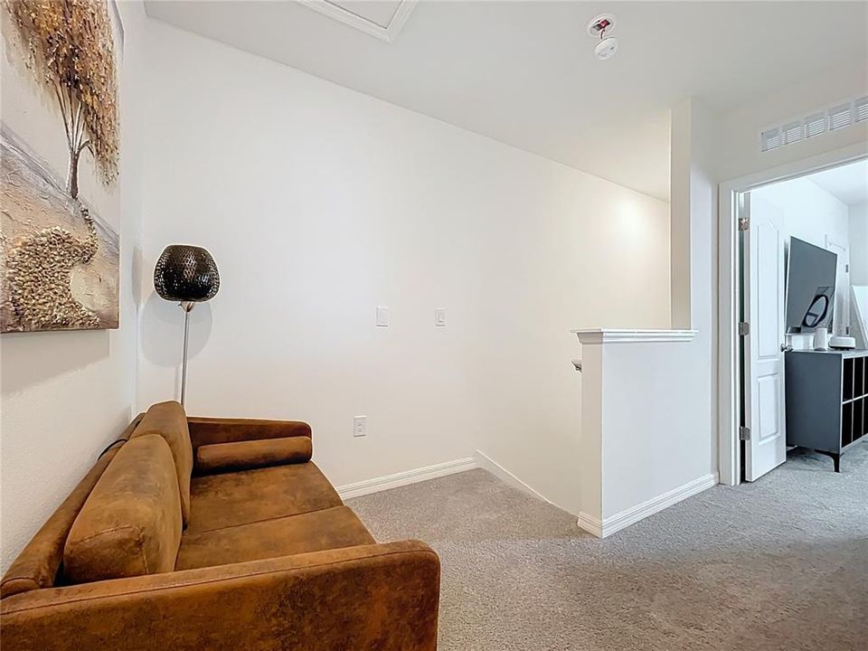 En Venta: $300,000 (3 camas, 2 baños, 1660 Pies cuadrados)