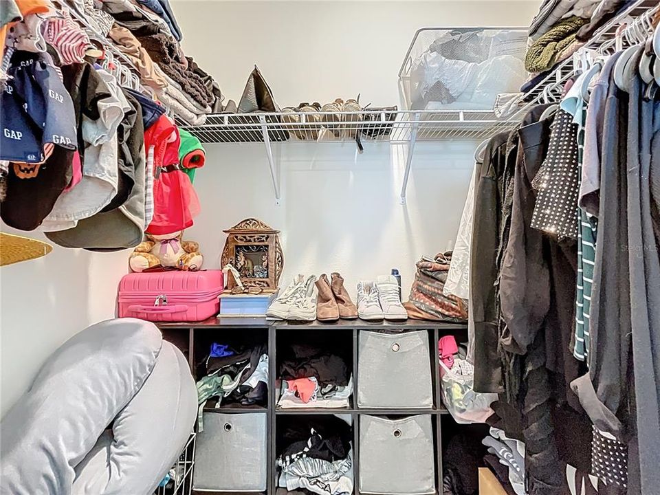 En Venta: $300,000 (3 camas, 2 baños, 1660 Pies cuadrados)