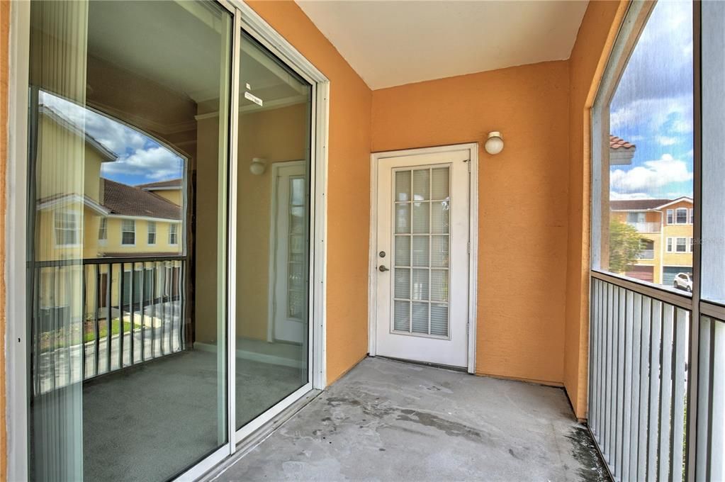 For Sale: $259,000 (2 beds, 2 baths, 1219 Square Feet)