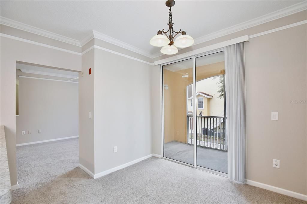 For Sale: $259,000 (2 beds, 2 baths, 1219 Square Feet)