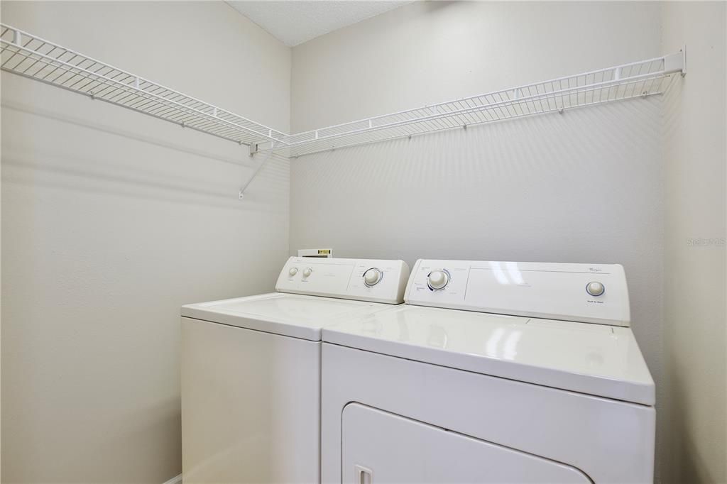 For Sale: $259,000 (2 beds, 2 baths, 1219 Square Feet)