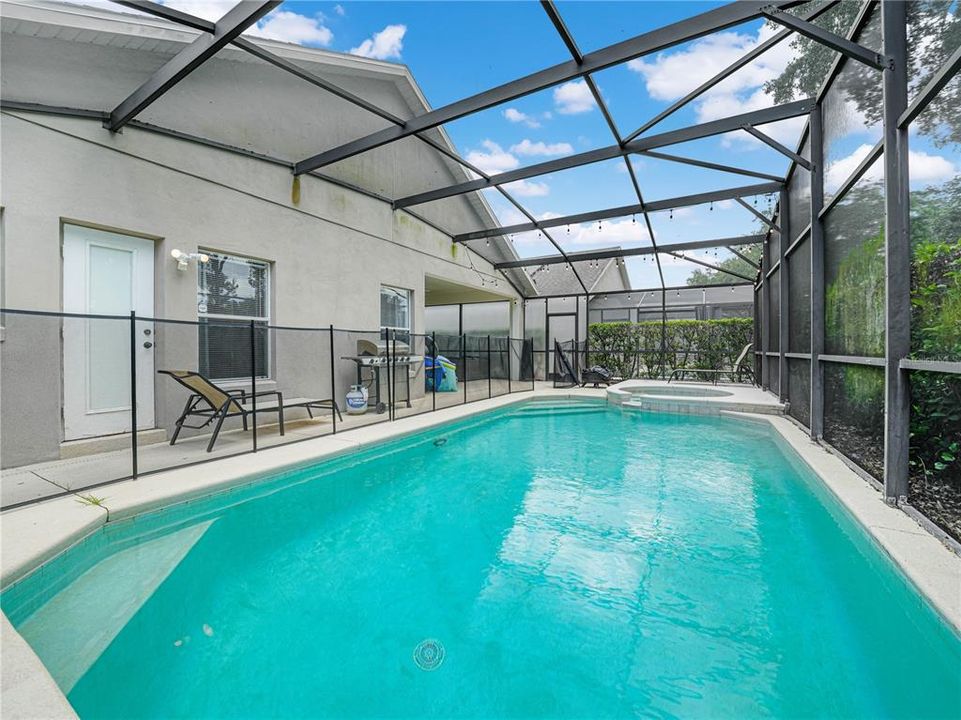 For Sale: $425,900 (3 beds, 2 baths, 1603 Square Feet)