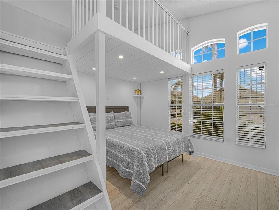 For Sale: $425,900 (3 beds, 2 baths, 1603 Square Feet)