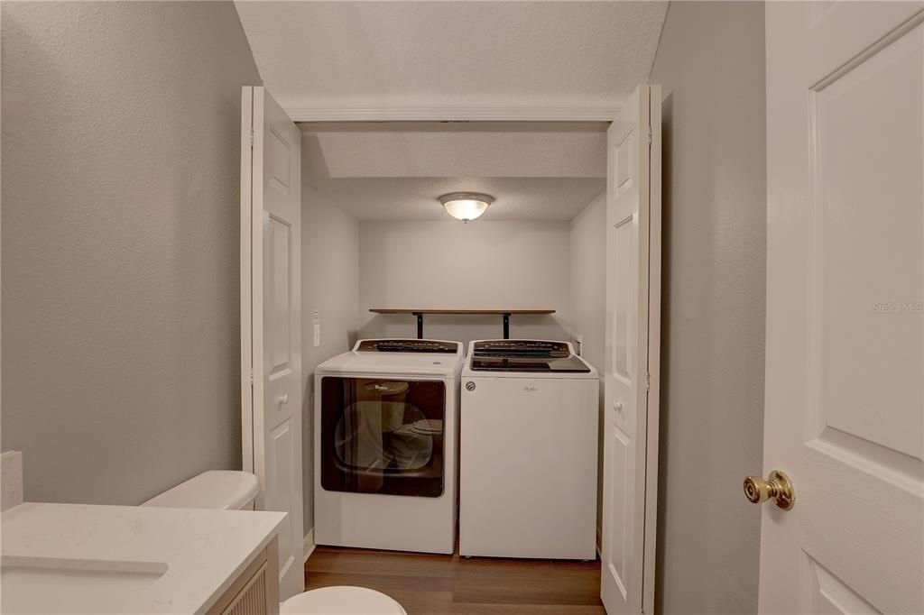En Venta: $299,900 (3 camas, 2 baños, 1680 Pies cuadrados)