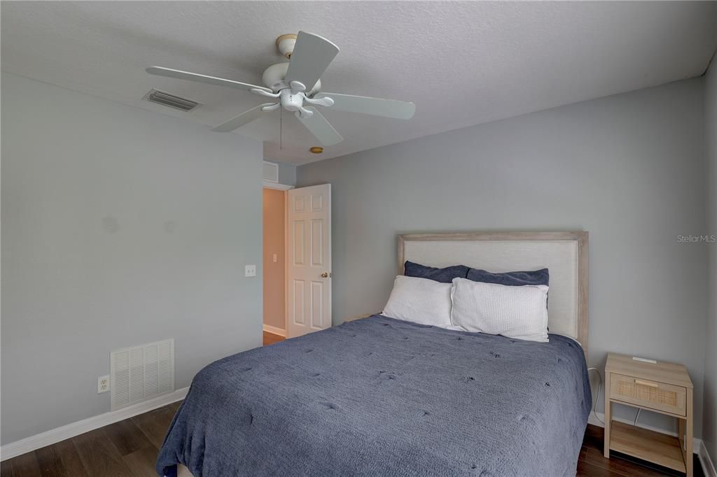 En Venta: $299,900 (3 camas, 2 baños, 1680 Pies cuadrados)