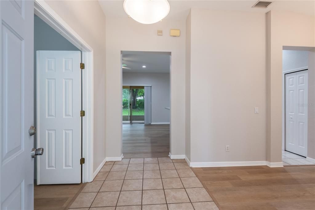 For Sale: $315,000 (3 beds, 2 baths, 1771 Square Feet)