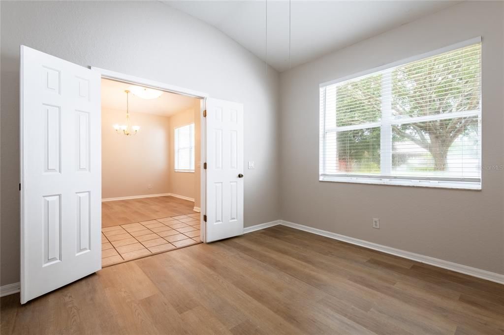 For Sale: $315,000 (3 beds, 2 baths, 1771 Square Feet)