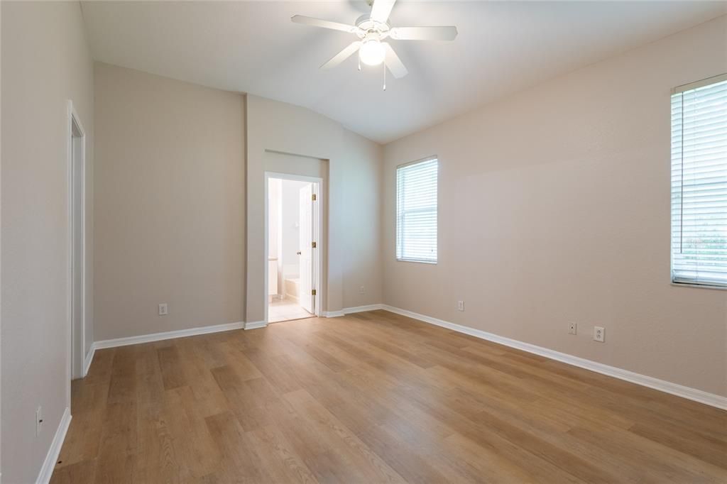 For Sale: $315,000 (3 beds, 2 baths, 1771 Square Feet)