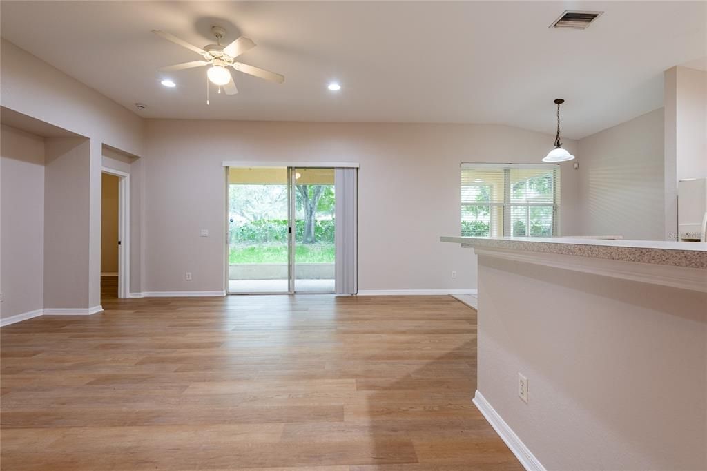 For Sale: $315,000 (3 beds, 2 baths, 1771 Square Feet)