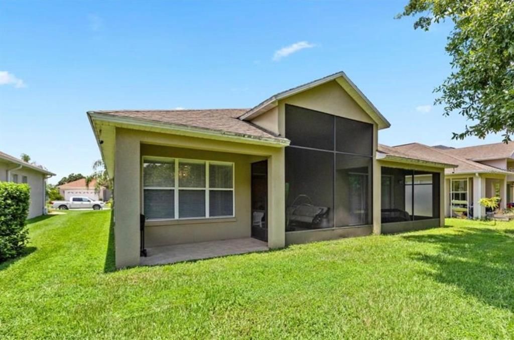 En Venta: $394,999 (3 camas, 3 baños, 2039 Pies cuadrados)
