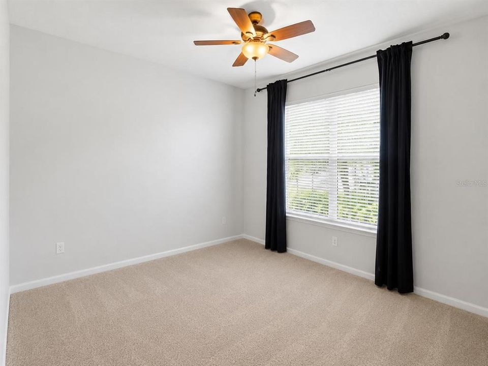 En Venta: $394,999 (3 camas, 3 baños, 2039 Pies cuadrados)