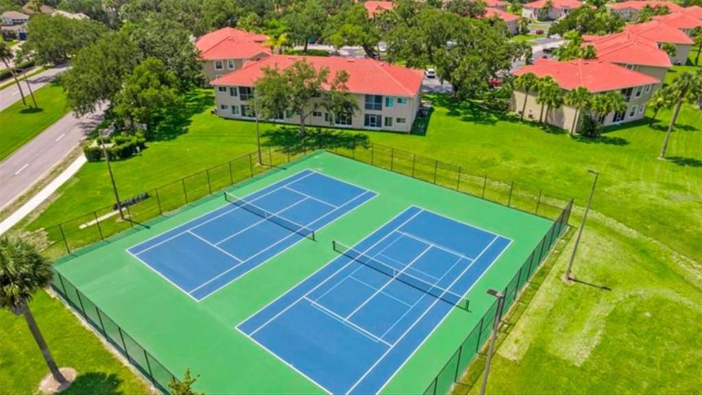 En Venta: $394,999 (3 camas, 3 baños, 2039 Pies cuadrados)