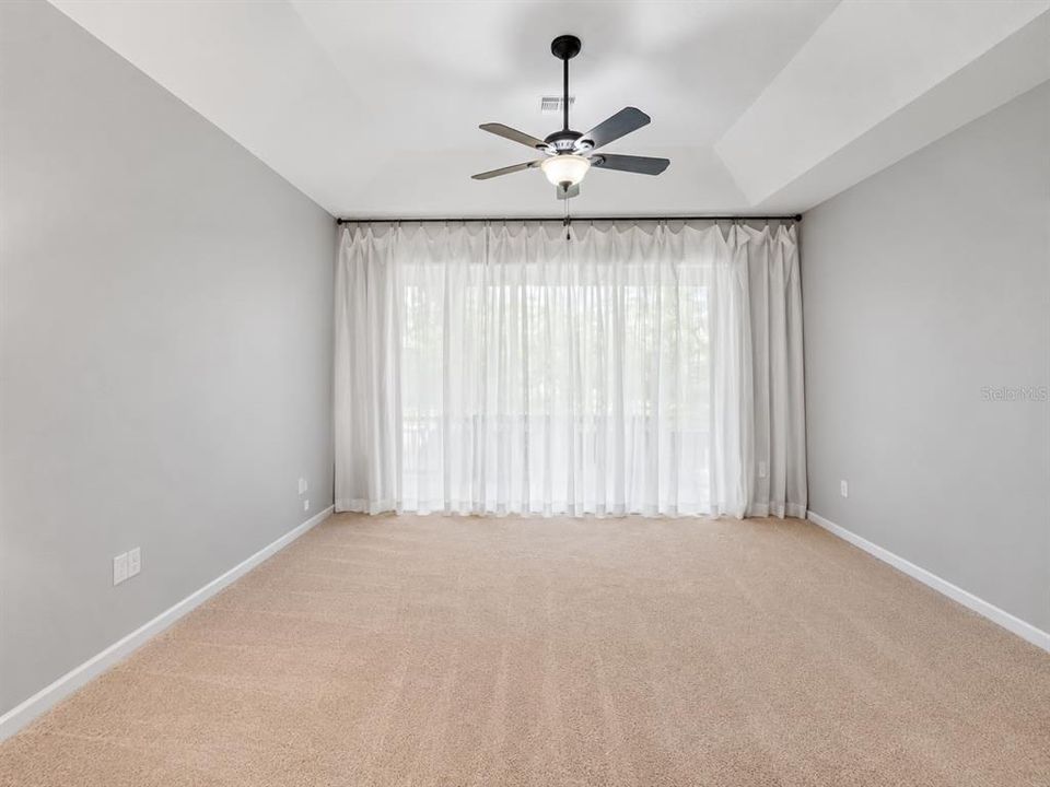 En Venta: $394,999 (3 camas, 3 baños, 2039 Pies cuadrados)