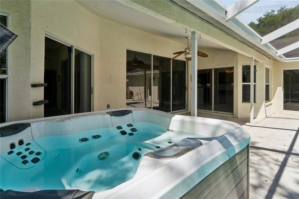 For Sale: $459,000 (4 beds, 3 baths, 2498 Square Feet)