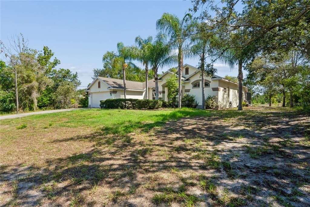 For Sale: $459,000 (4 beds, 3 baths, 2498 Square Feet)