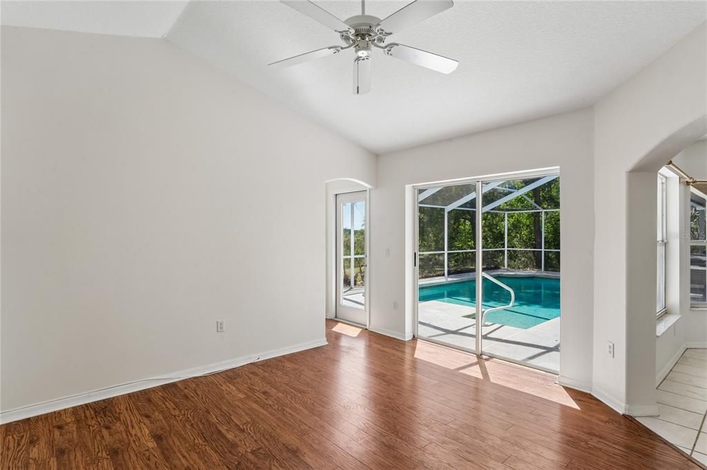 For Sale: $459,000 (4 beds, 3 baths, 2498 Square Feet)