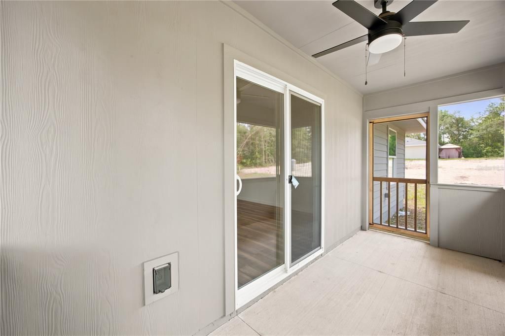 For Sale: $324,000 (3 beds, 2 baths, 1899 Square Feet)